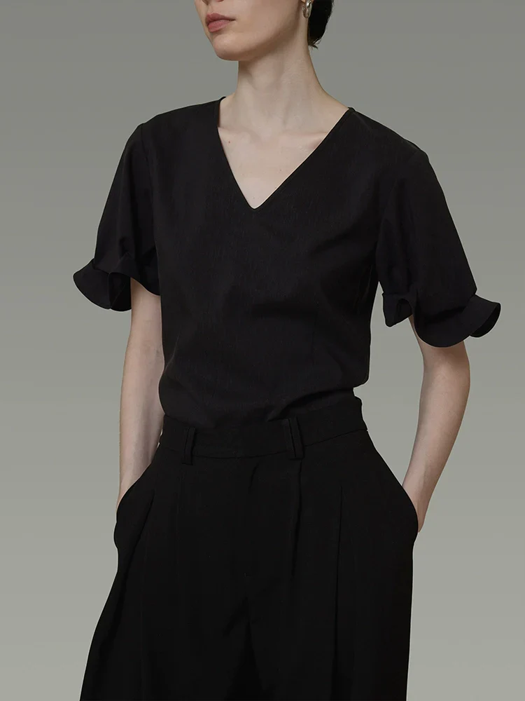 V-Neck Pleated Sleeve Blouse - Image 3
