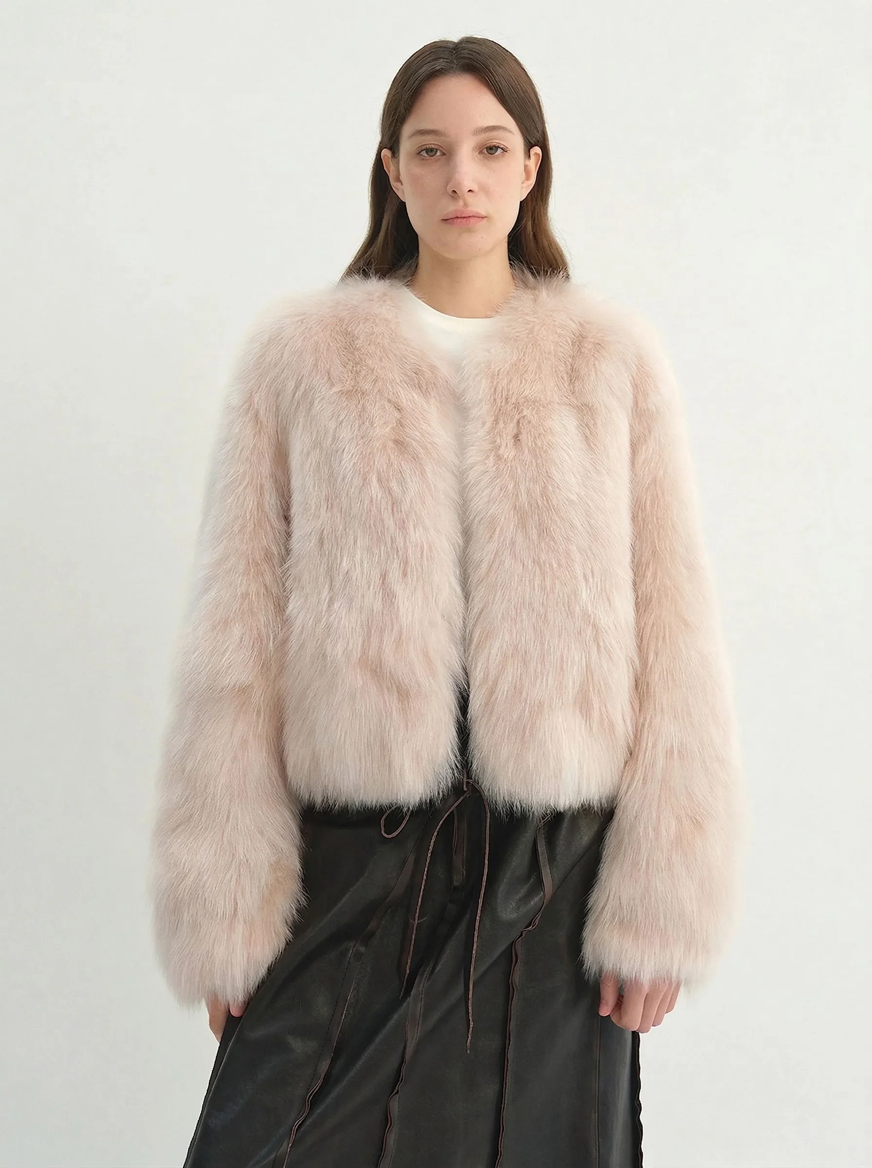 V‑Neck Plush Faux‑Fur Short Jacket - Image 18