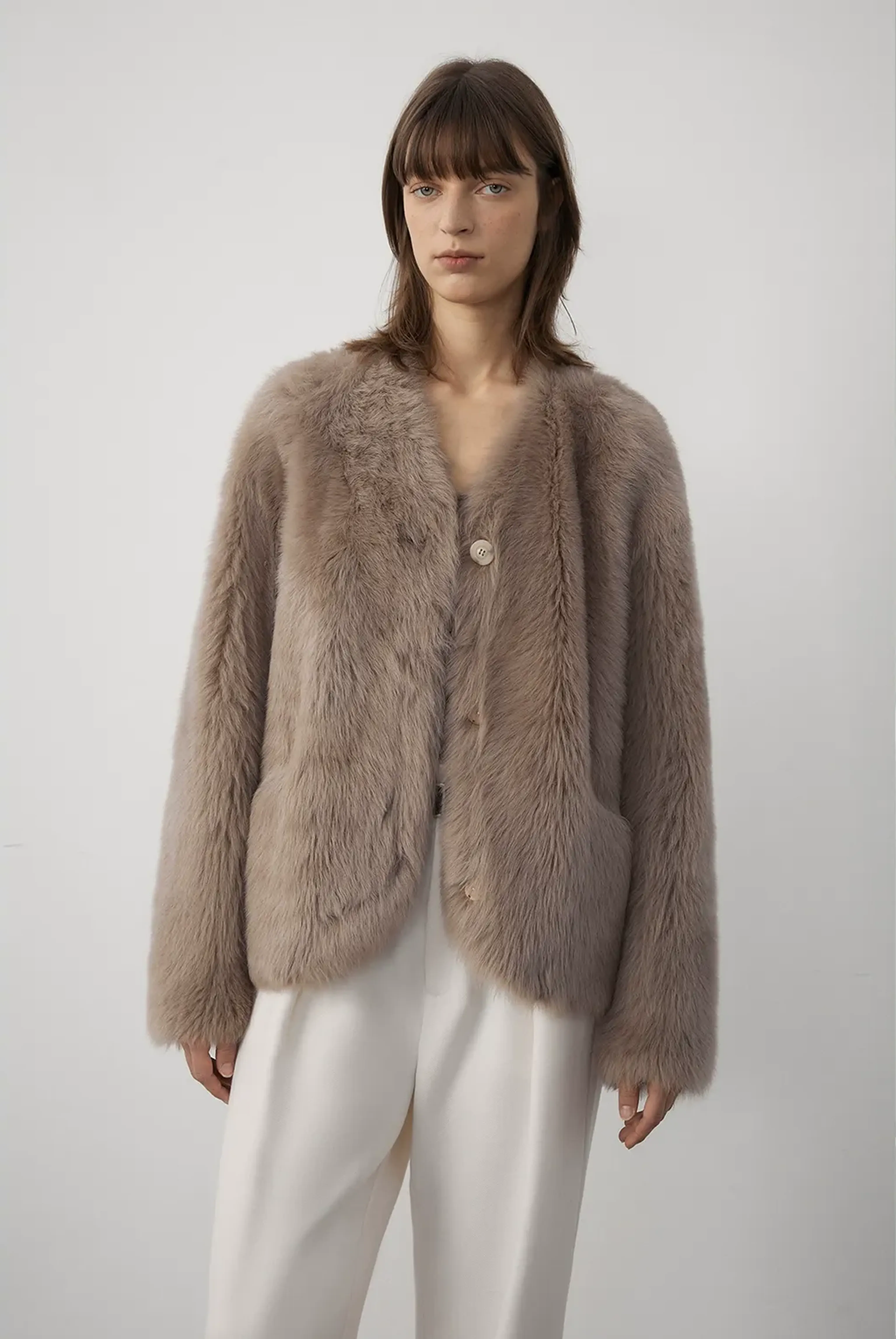 V‑Neck Toscana Shearling Jacket - Image 9