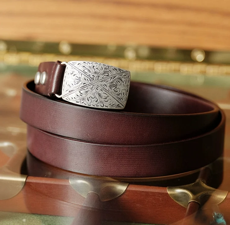 Vegetable-Tanned Cowhide Belt - Image 4