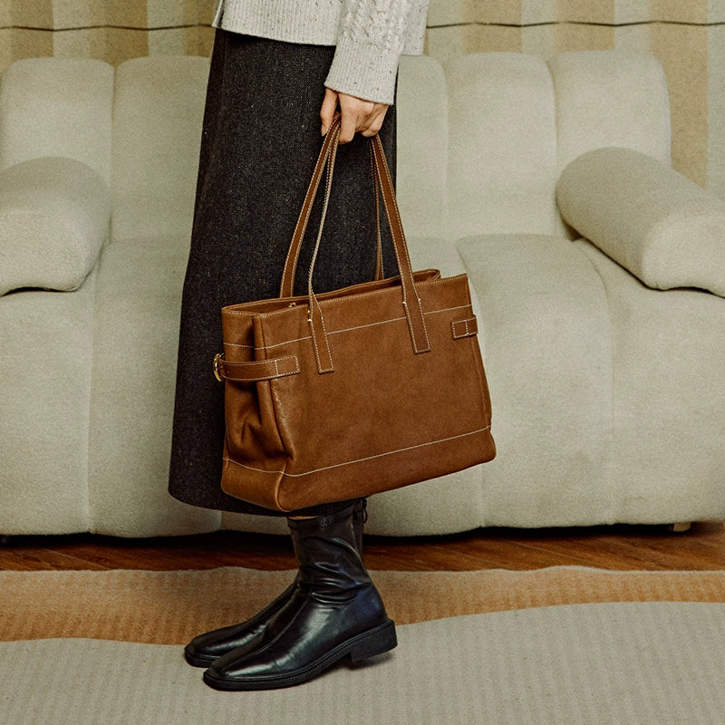 Vegetable-Tanned Cowhide Shoulder Tote - Image 4