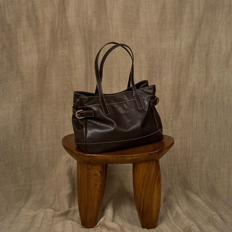 Vegetable-Tanned Cowhide Shoulder Tote - Image 8
