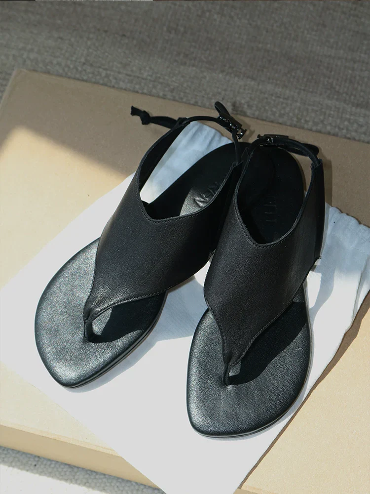 Vegetable-Tanned Leather Slingback Thong Sandals - Image 4