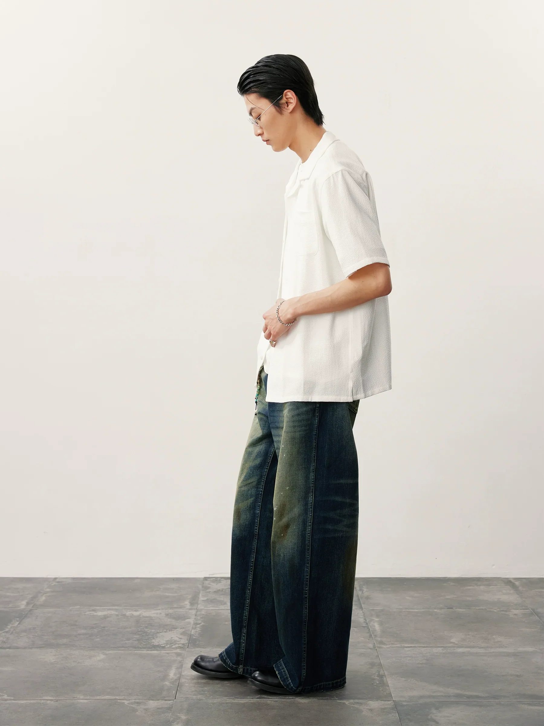 Vintage Washed Double-Pleat Jeans - Image 4