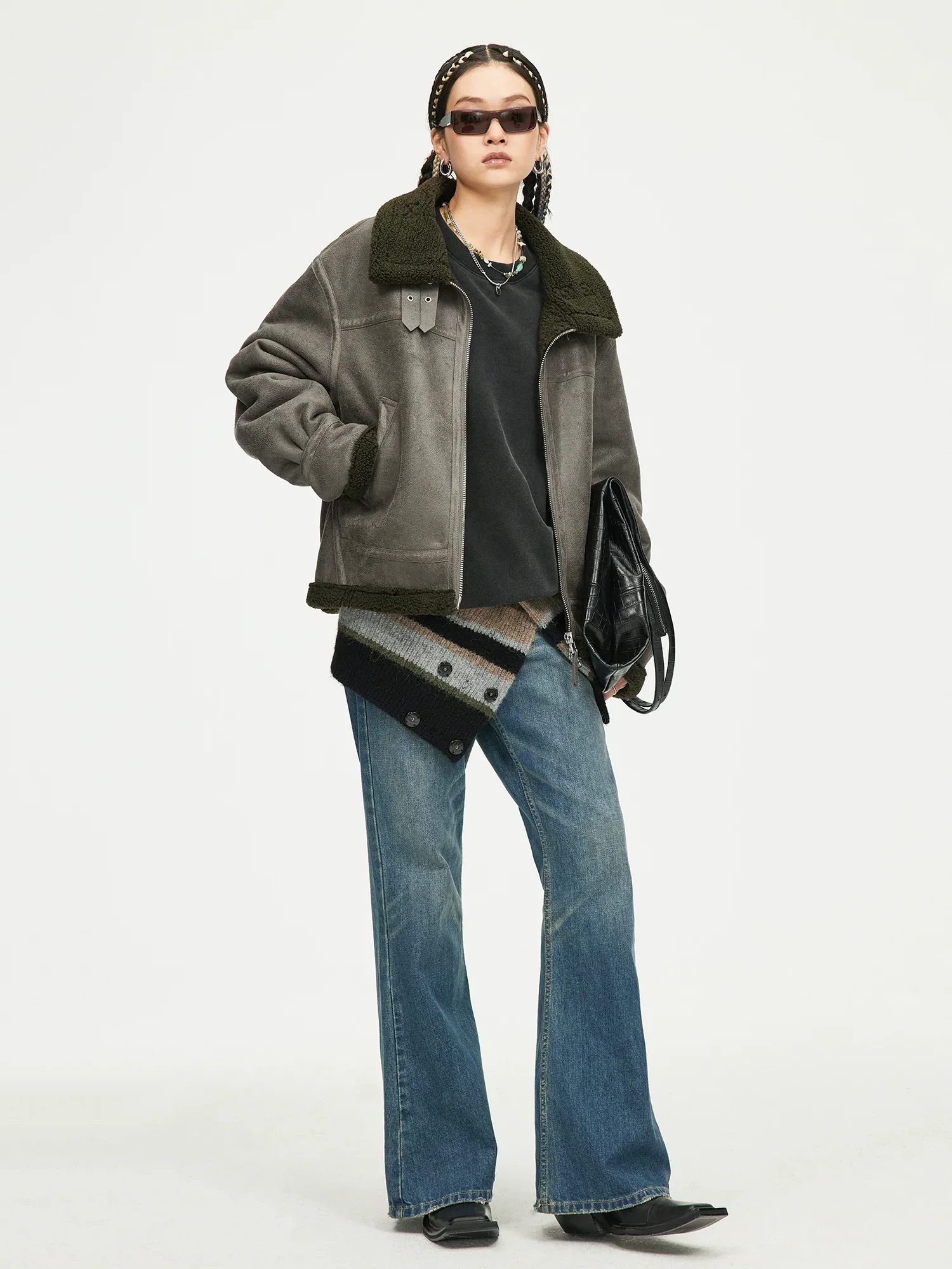 Washed Blue Flared Jeans - Image 4