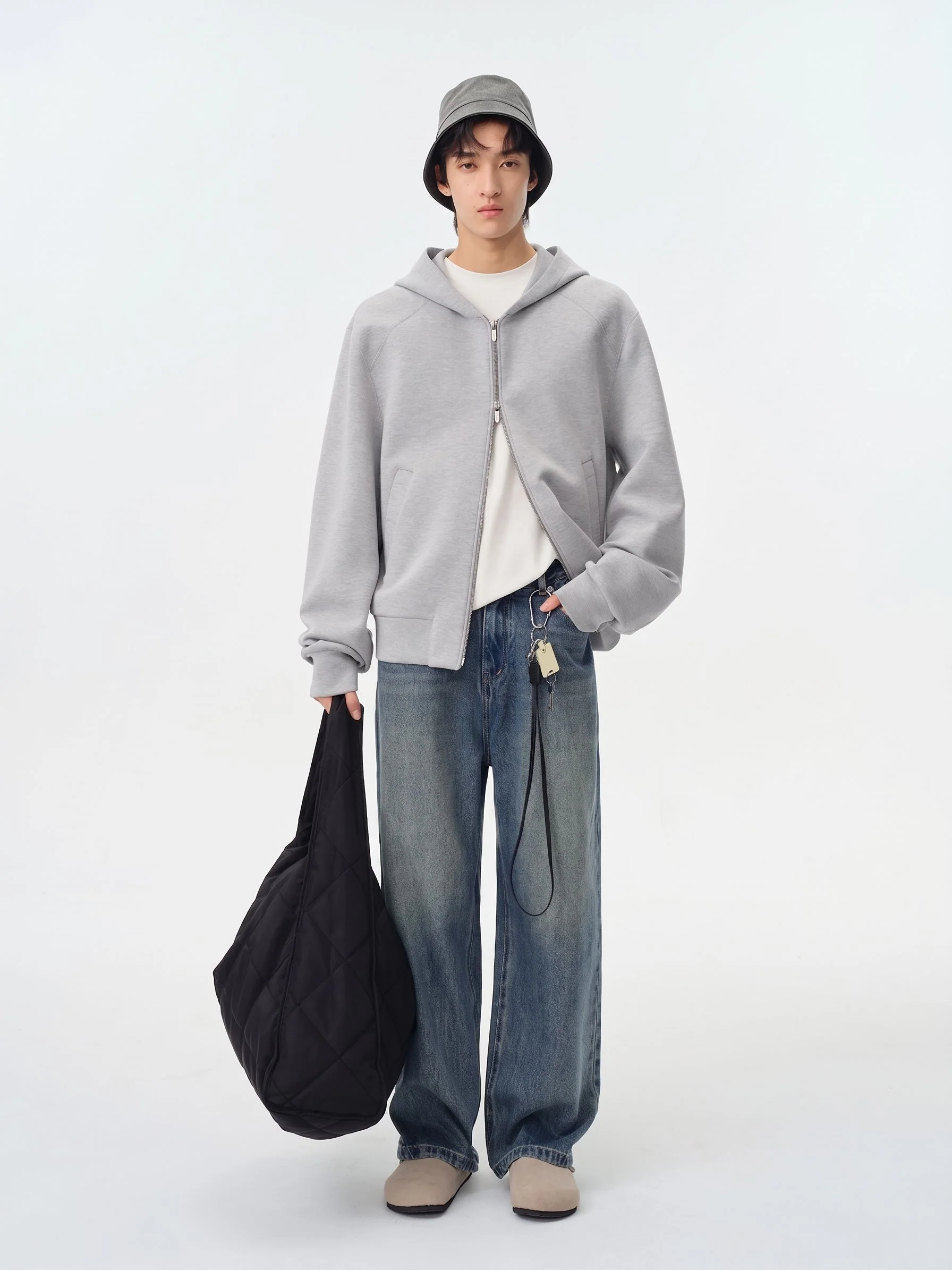 Washed Wide-Leg Jeans - Image 4