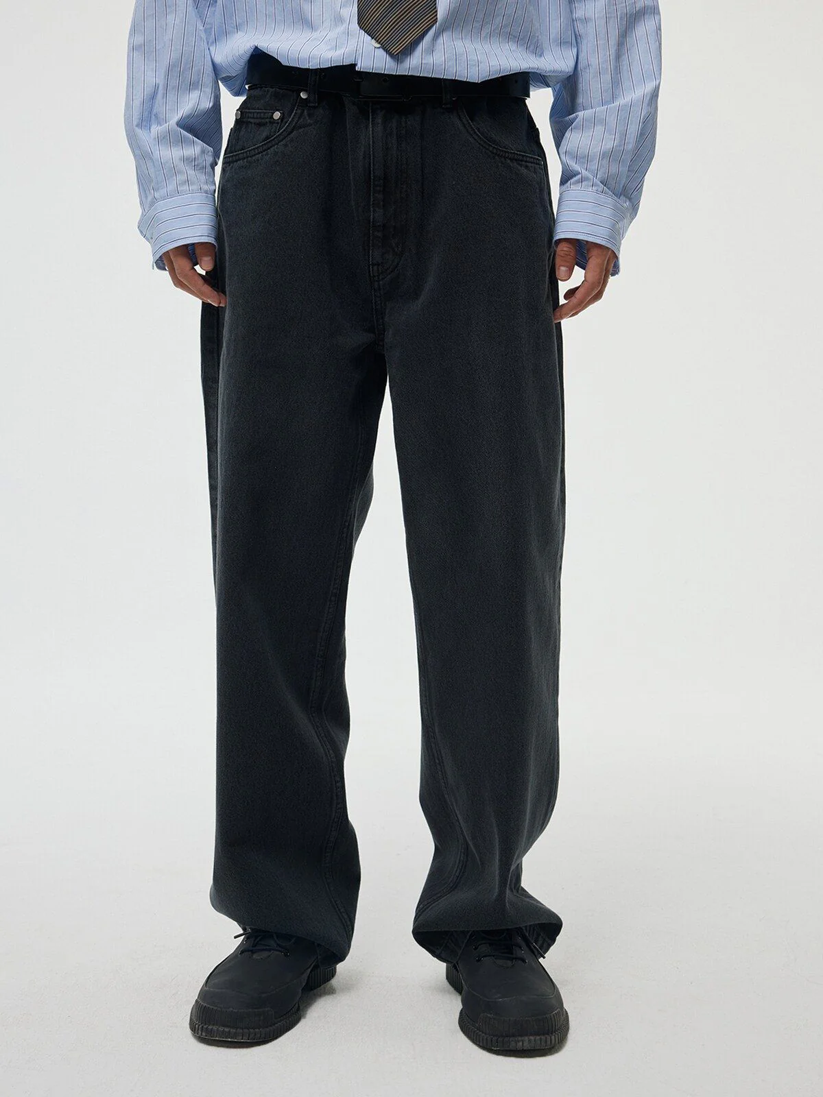 Washed Wide-Leg Jeans