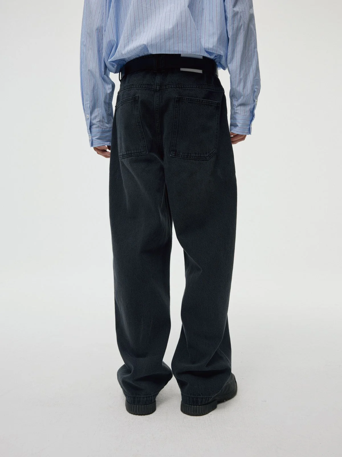 Washed Wide-Leg Jeans - Image 5