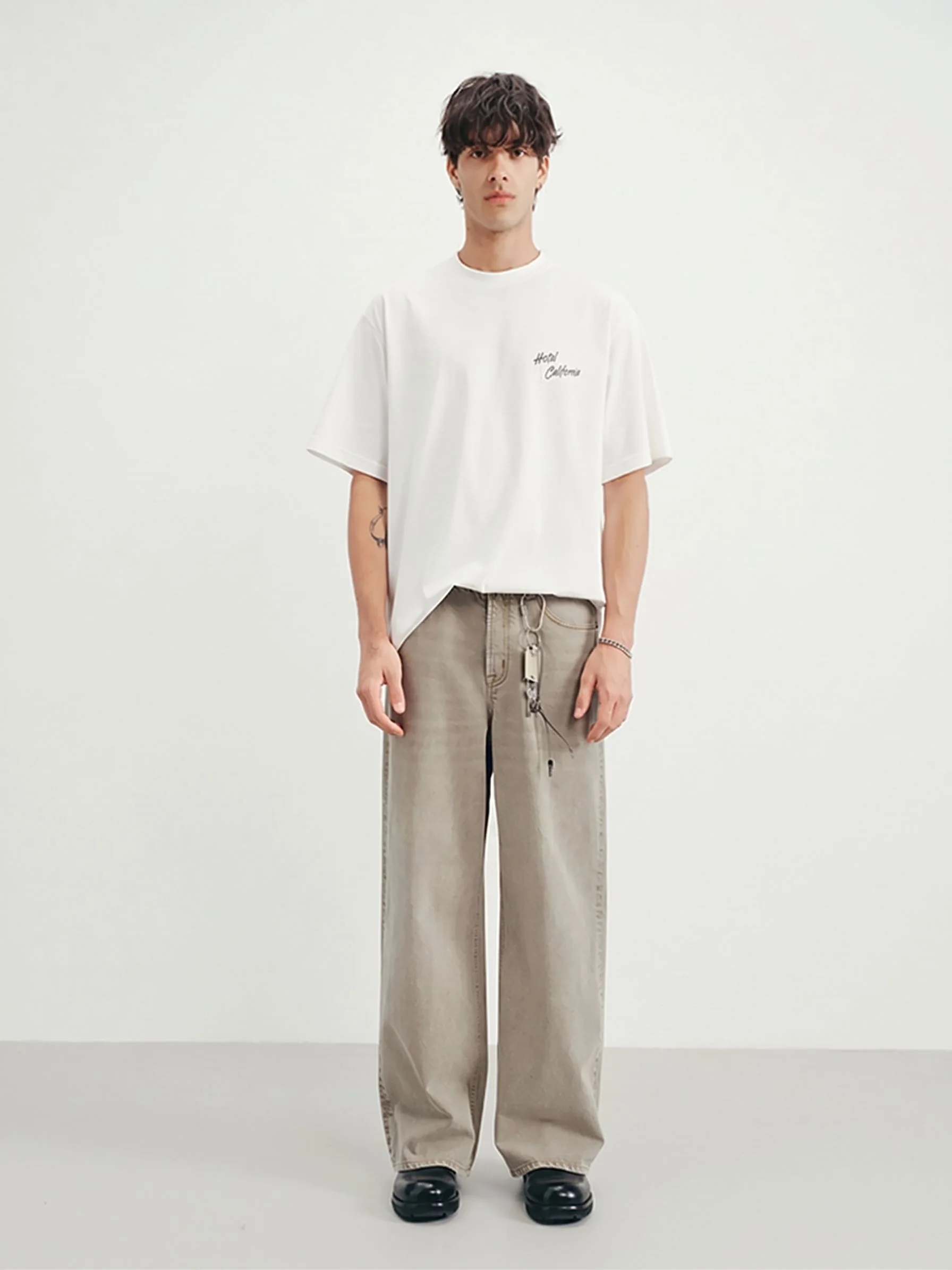 Washed Wide-Leg Jeans - Image 5