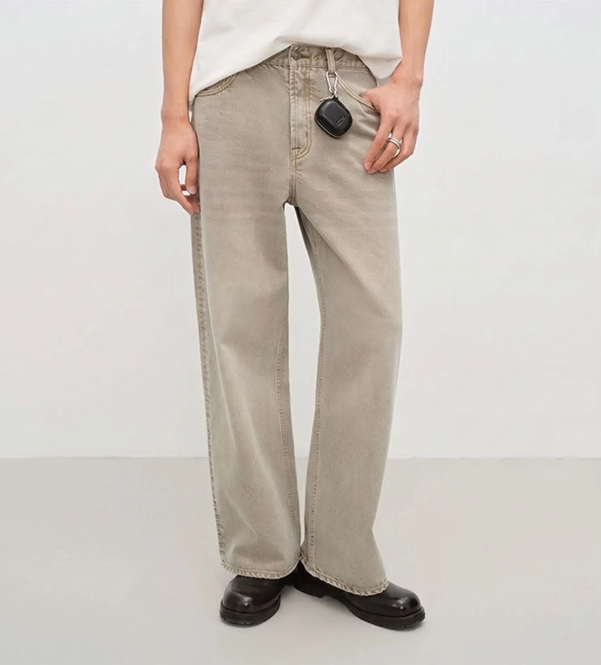 Washed Wide-Leg Jeans - Image 6