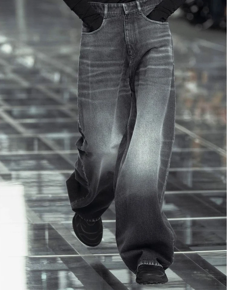 Washed Wide-Leg Jeans