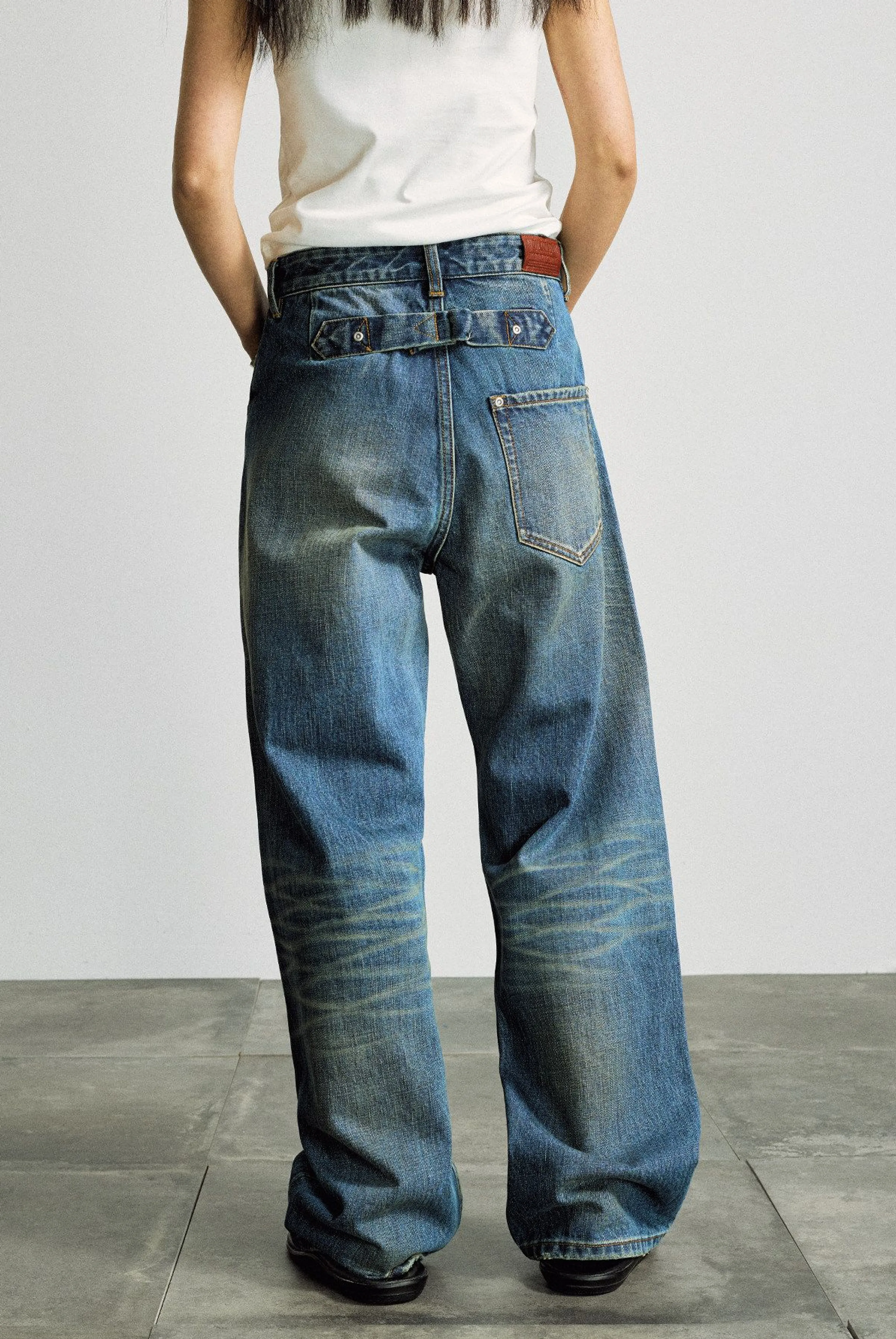 Washed Wide-Leg Jeans - Image 2