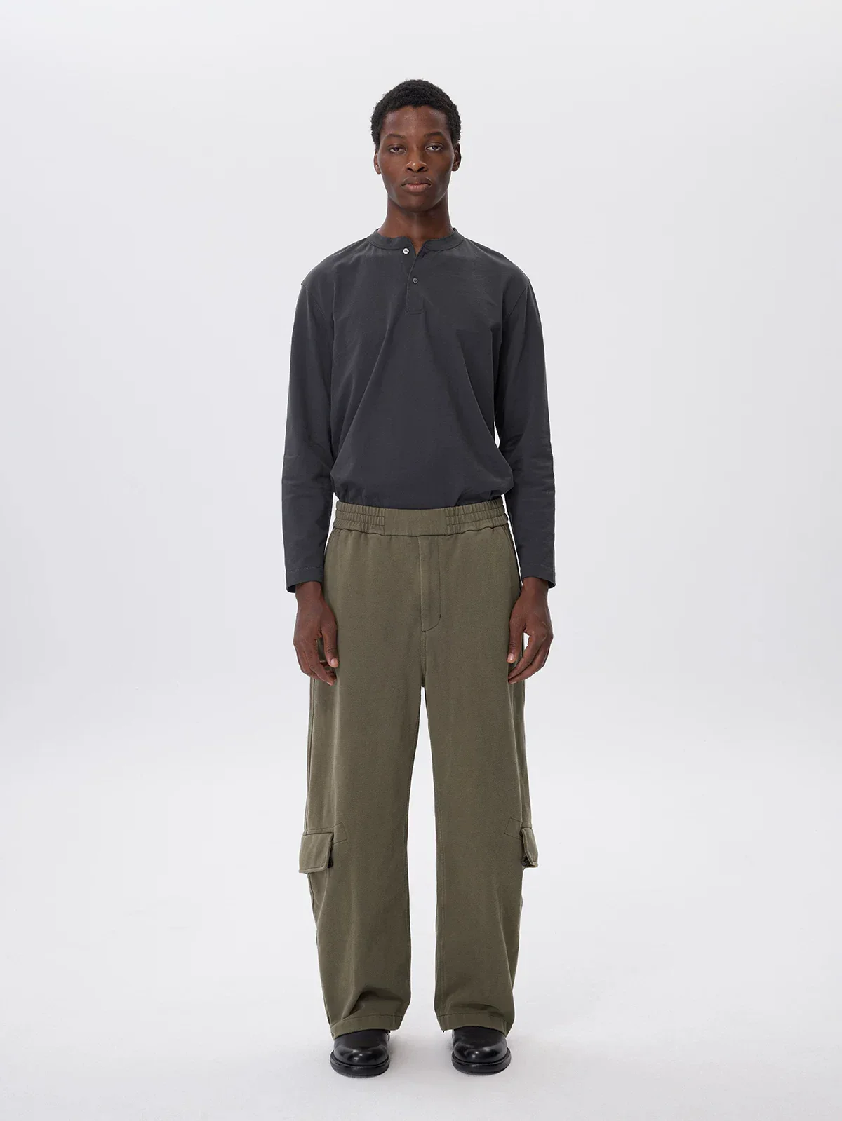 Wide-Leg Cargo Pants - Image 2