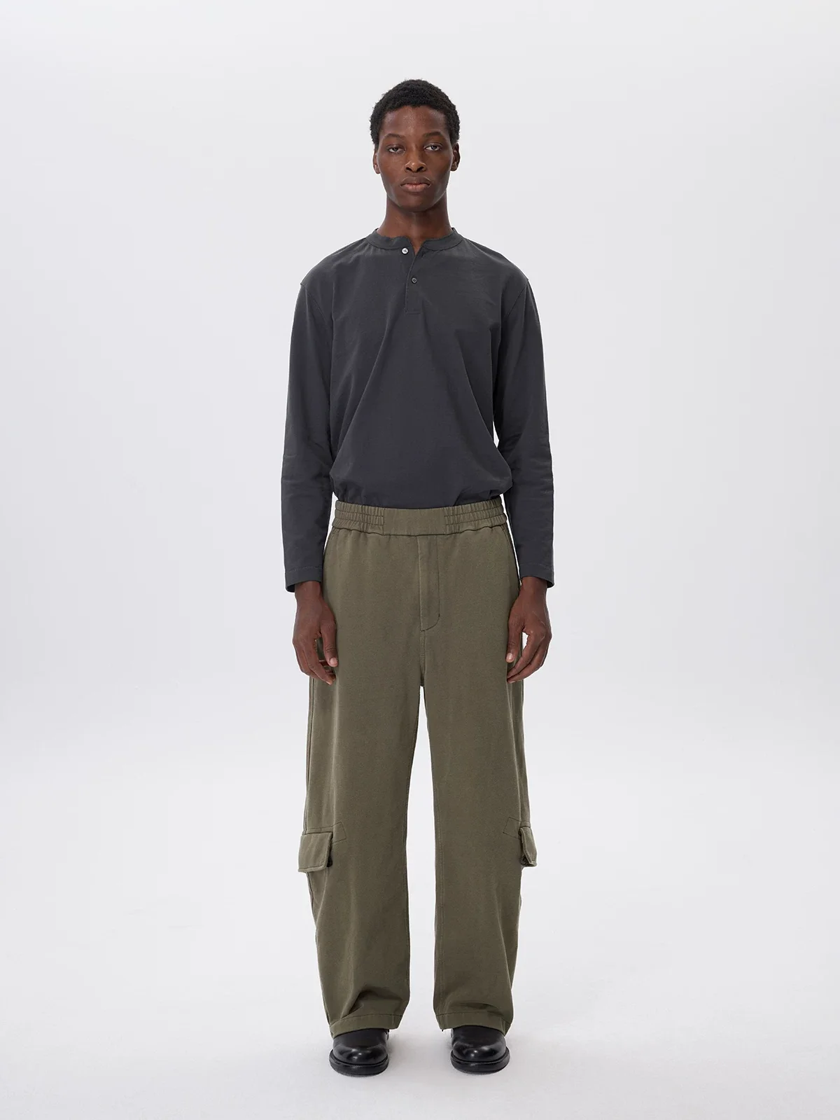 Wide-Leg Cargo Pants - Image 3