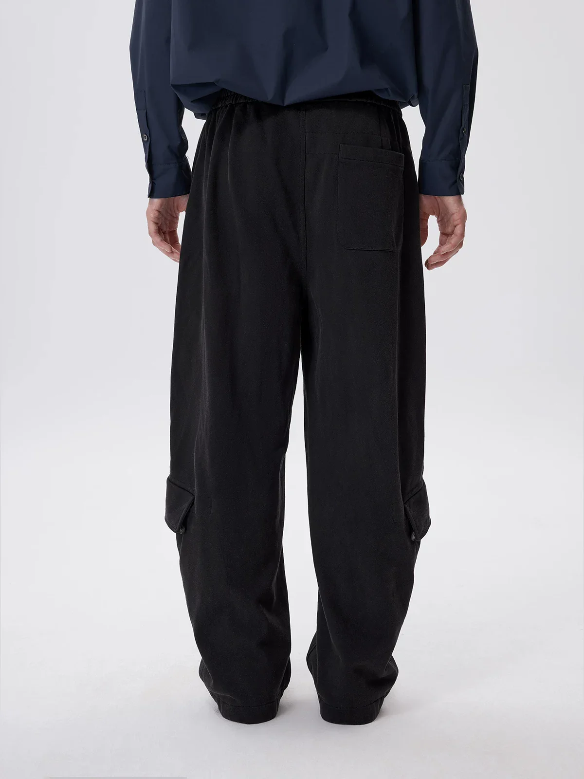 Wide-Leg Cargo Pants - Image 4