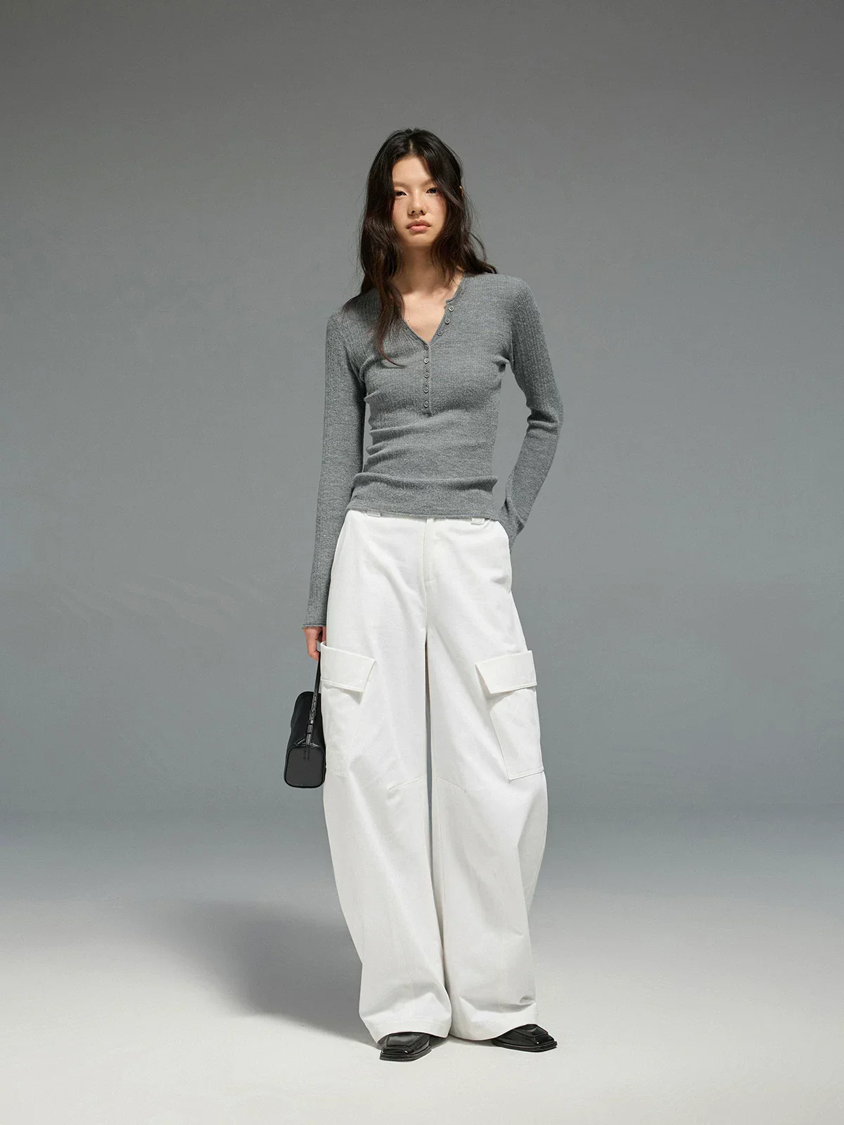 Wide-Leg Cargo Pants - Image 4