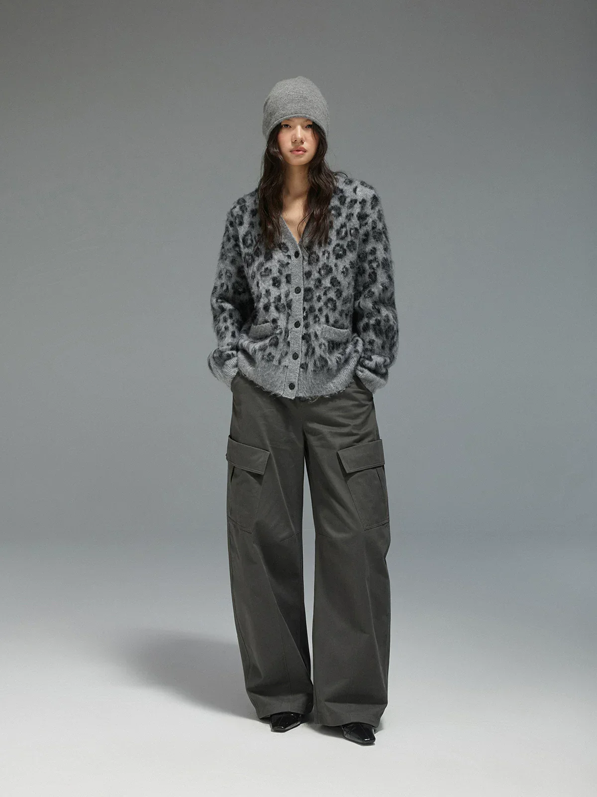 Wide-Leg Cargo Pants - Image 5