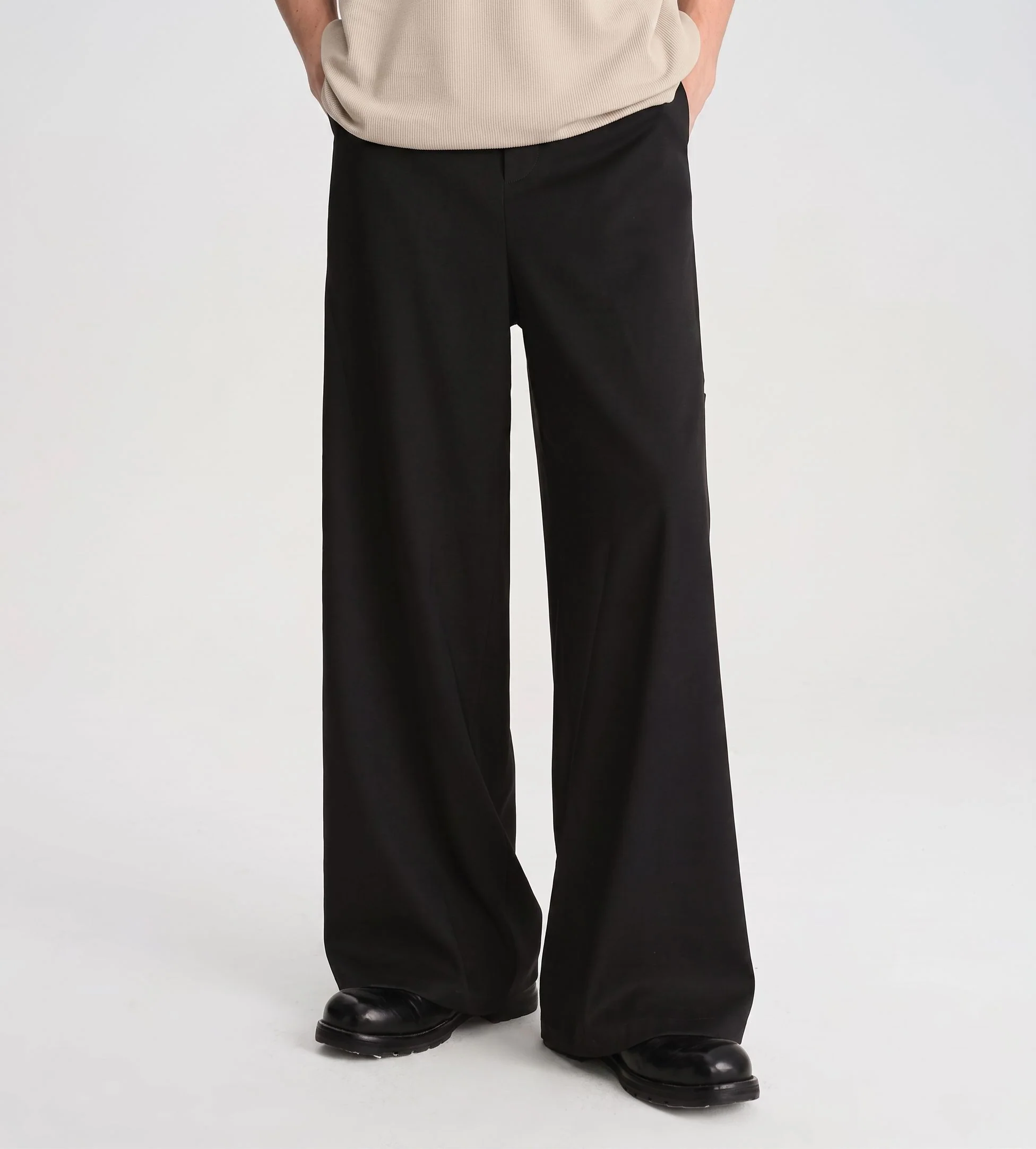 Wide-Leg Cargo Trousers - Image 6