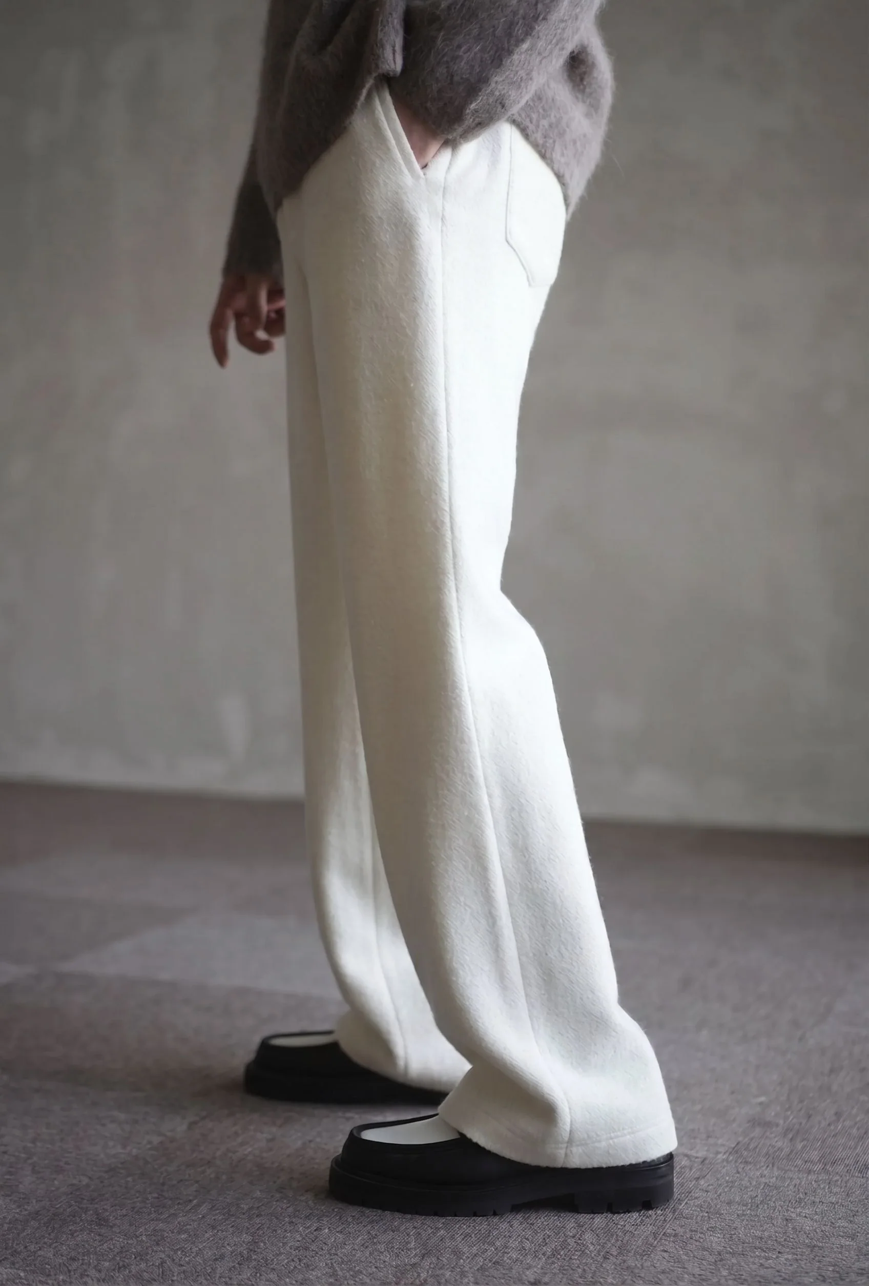 Wide-Leg Drawstring Trousers - Image 4