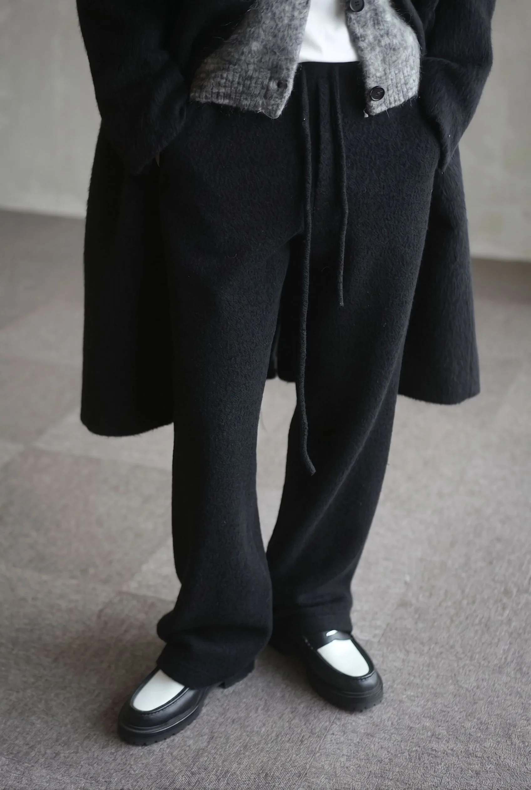 Wide-Leg Drawstring Trousers - Image 6
