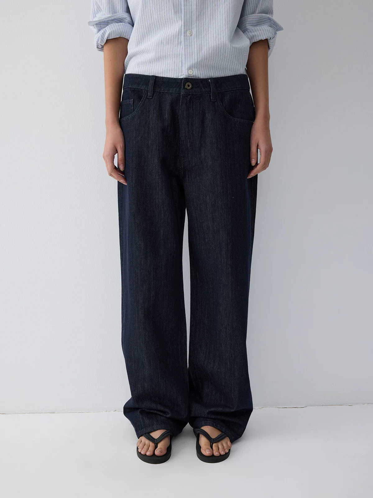 Wide-Leg Indigo Jeans - Image 6