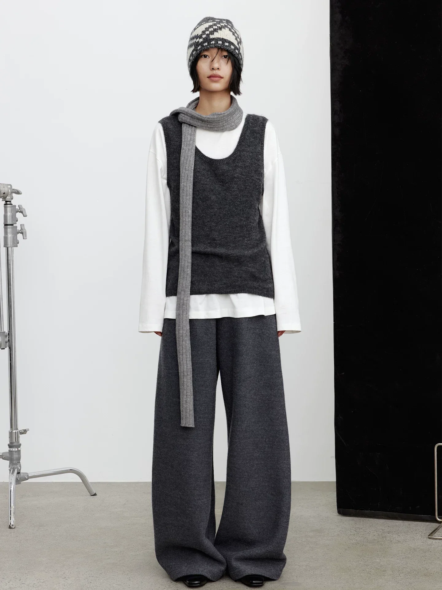 Wide-Leg Knit Pants - Image 2