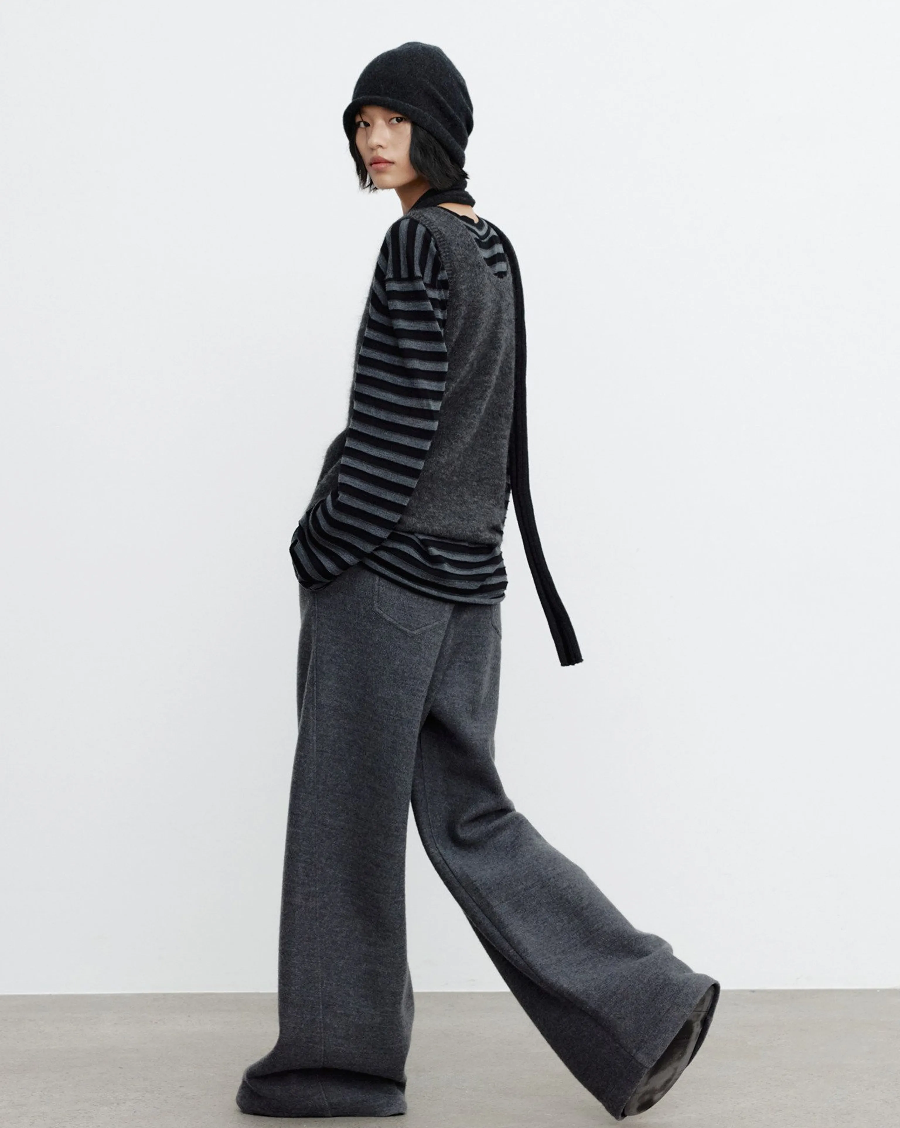 Wide-Leg Knit Pants - Image 6