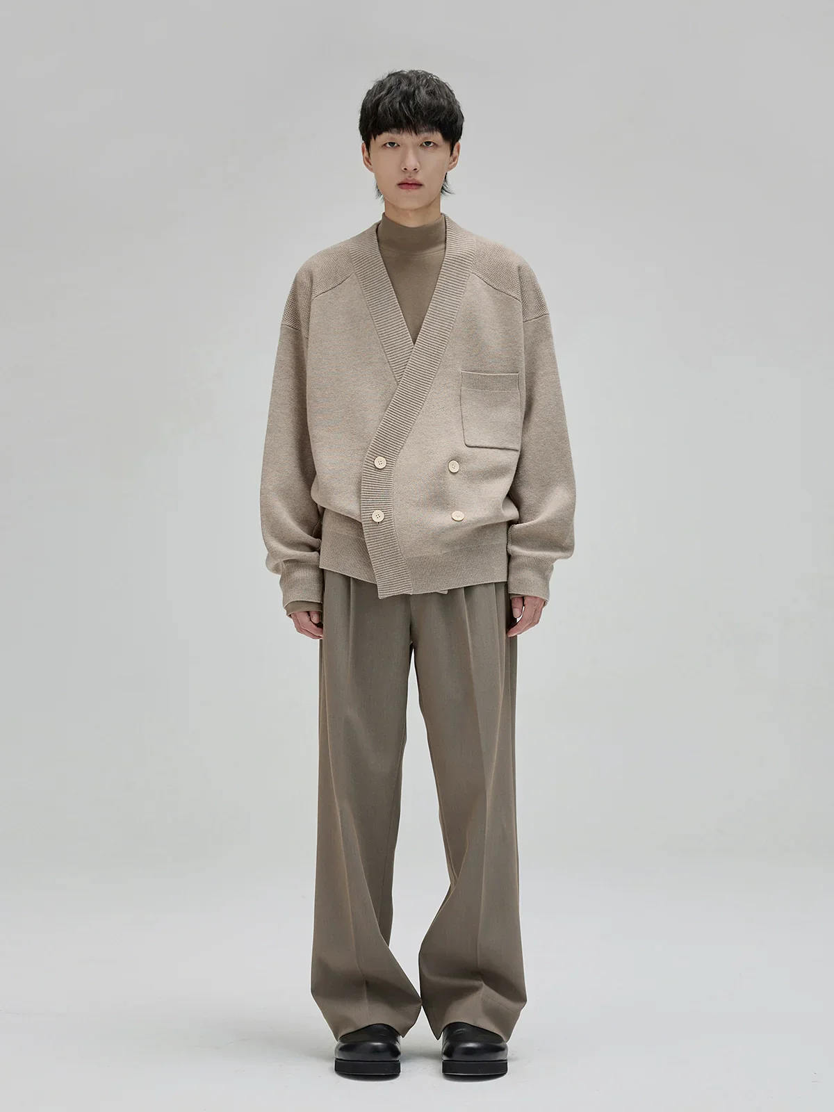Wide-Leg Pleated Trousers - Image 2