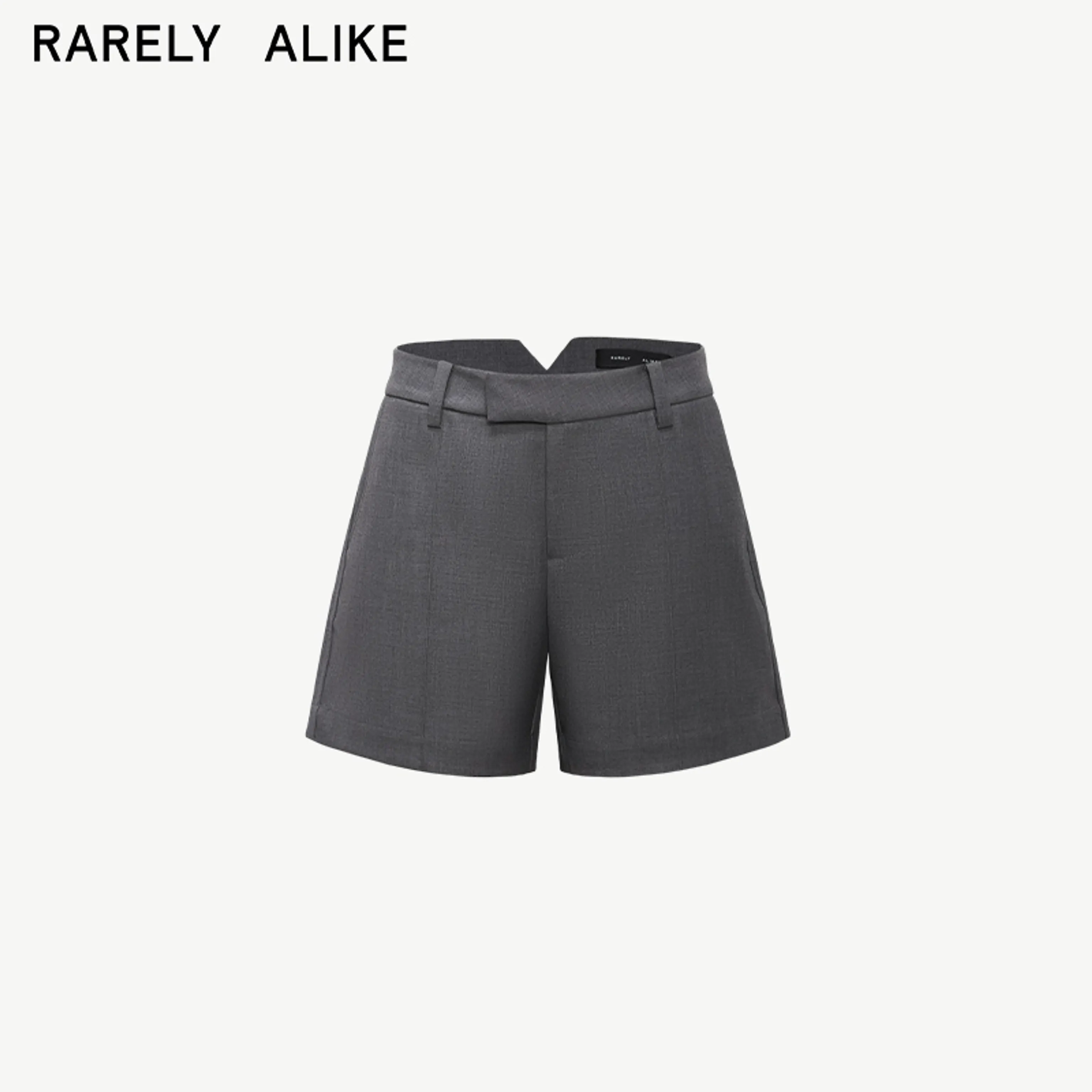 Wide-Leg Tailored Suit Shorts - Image 10