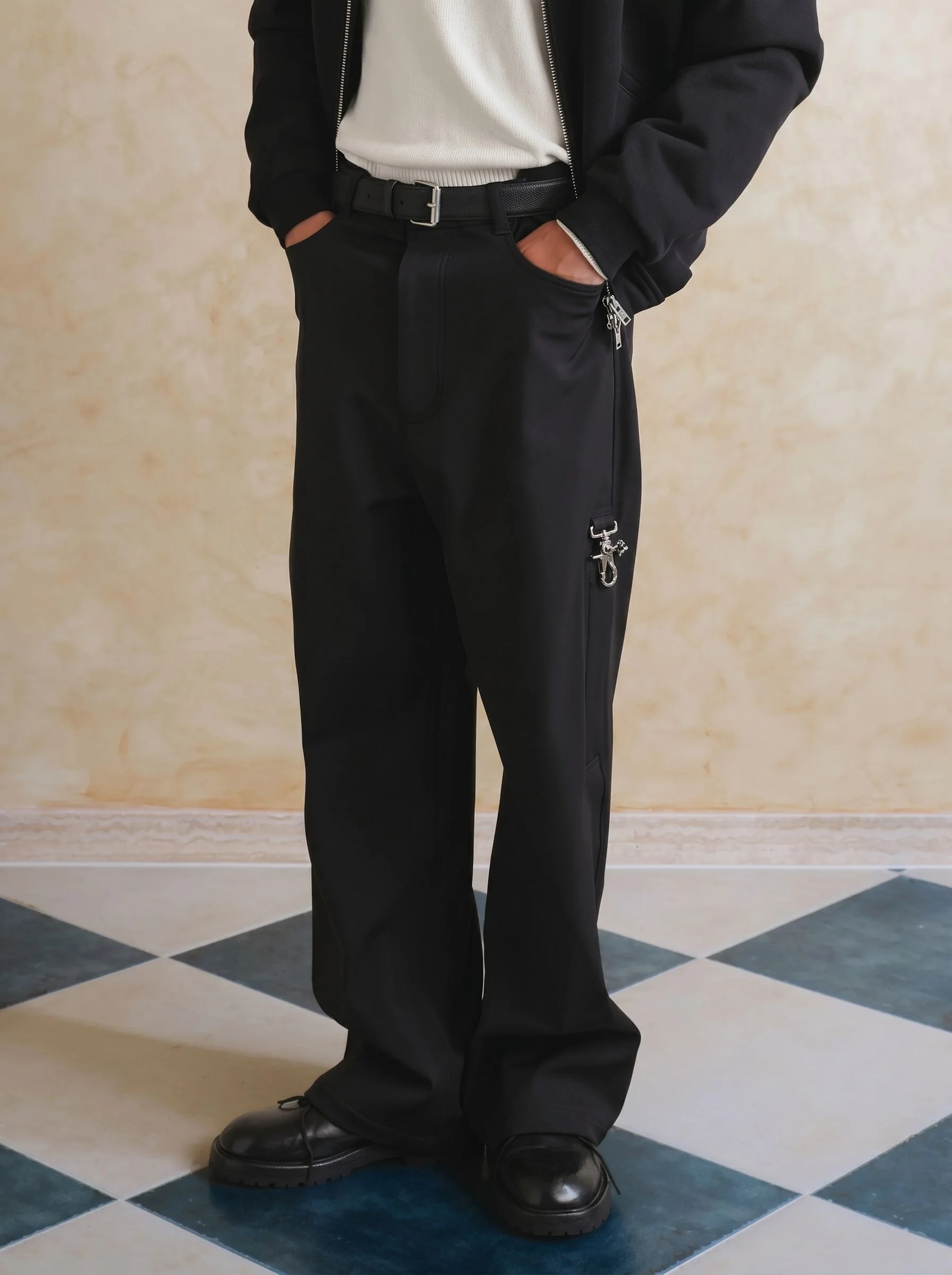 Wide-Leg Zip-Pocket Pants - Image 5