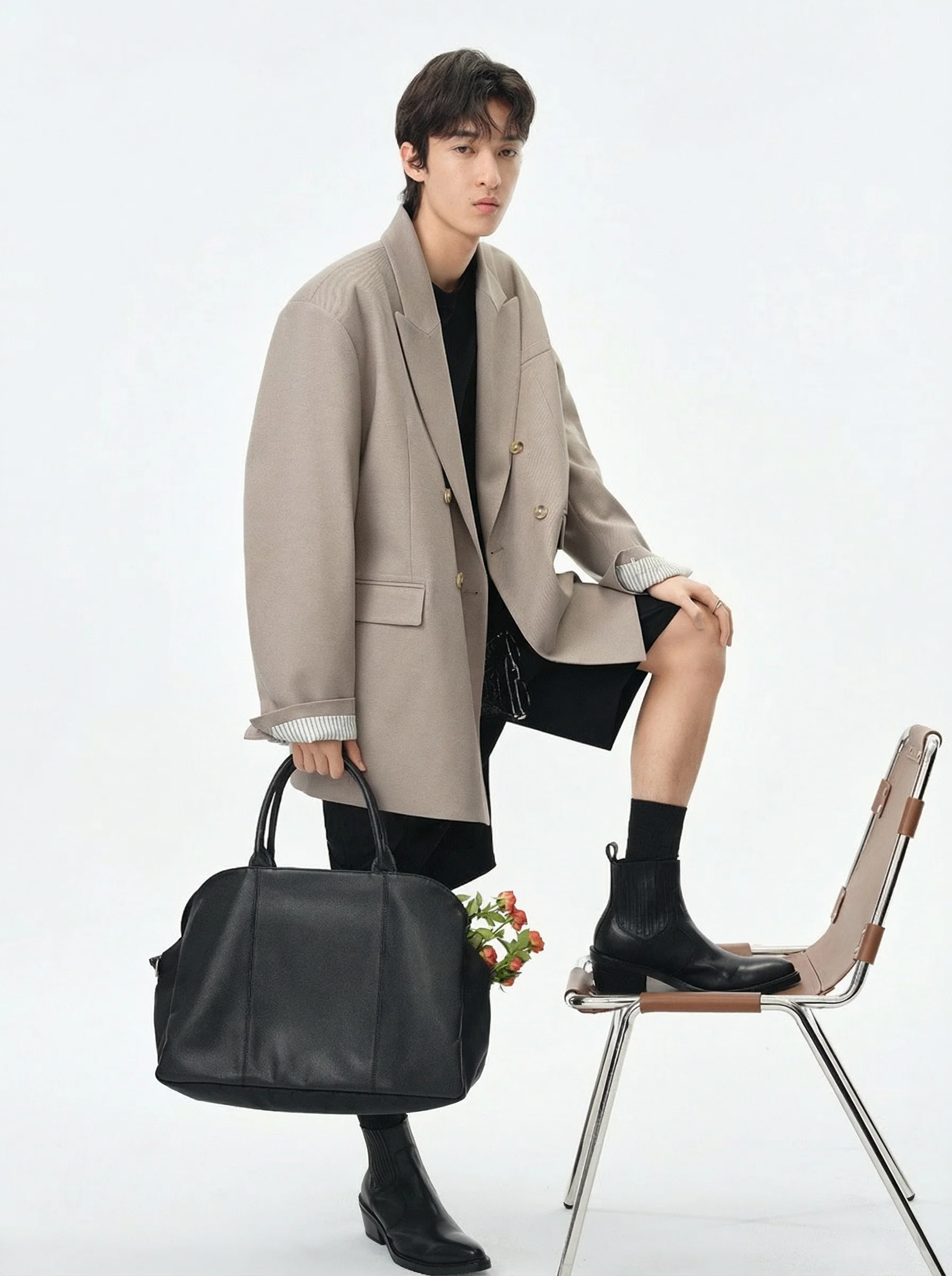 Wide-Shoulder Blazer - Image 2