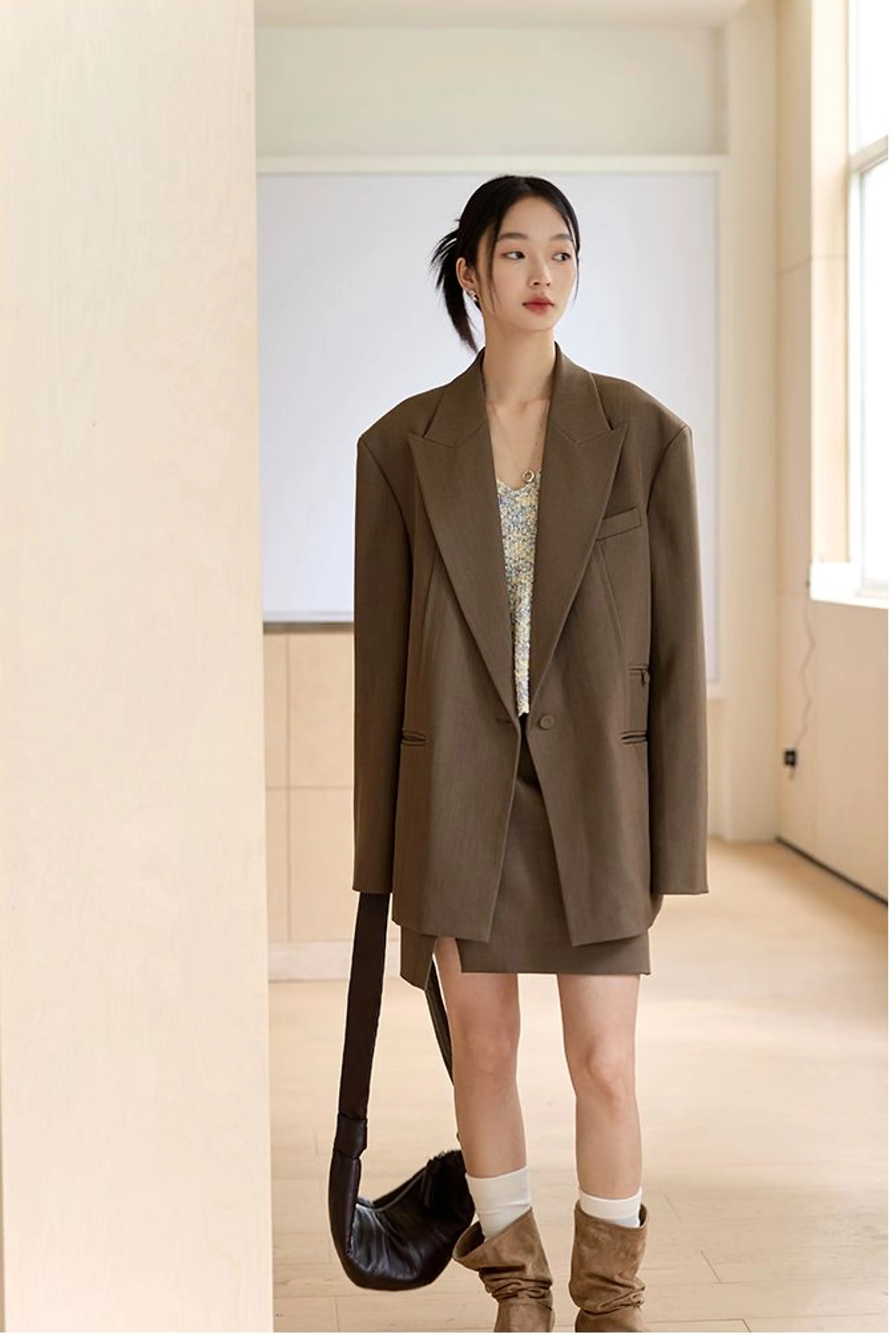 Wide Shoulder Peaked Lapel Suit Set