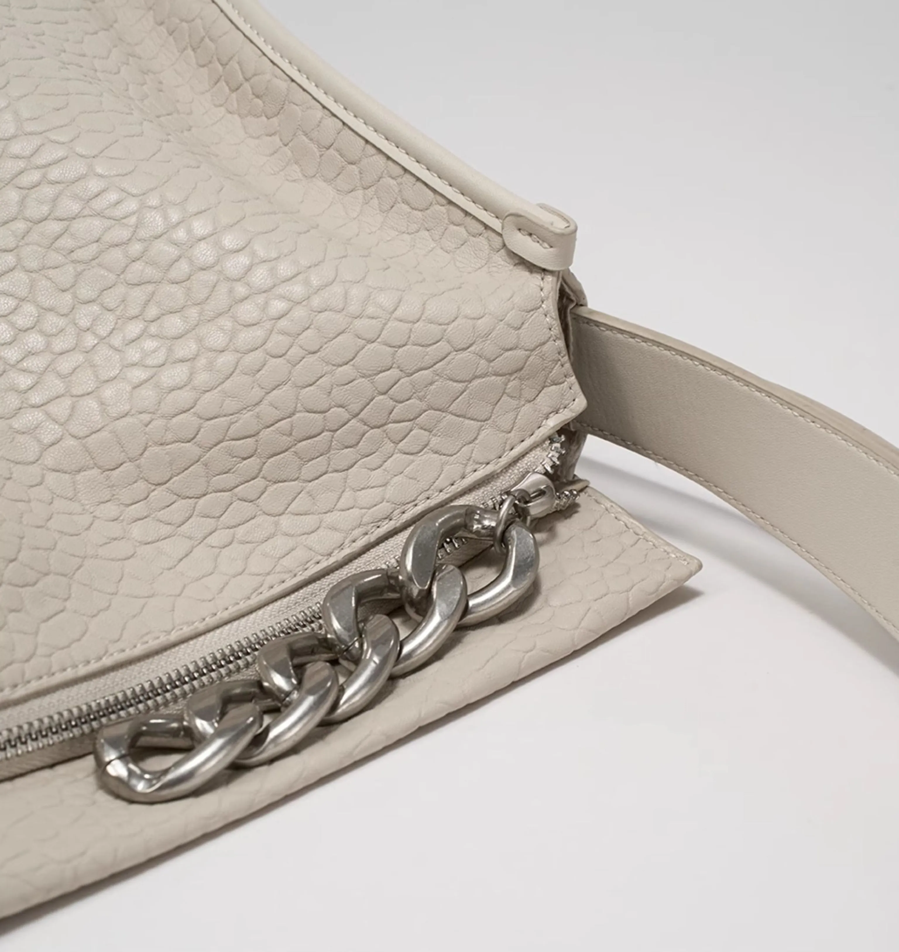 Wide Strap Cowhide Shoulder Bag - Image 2