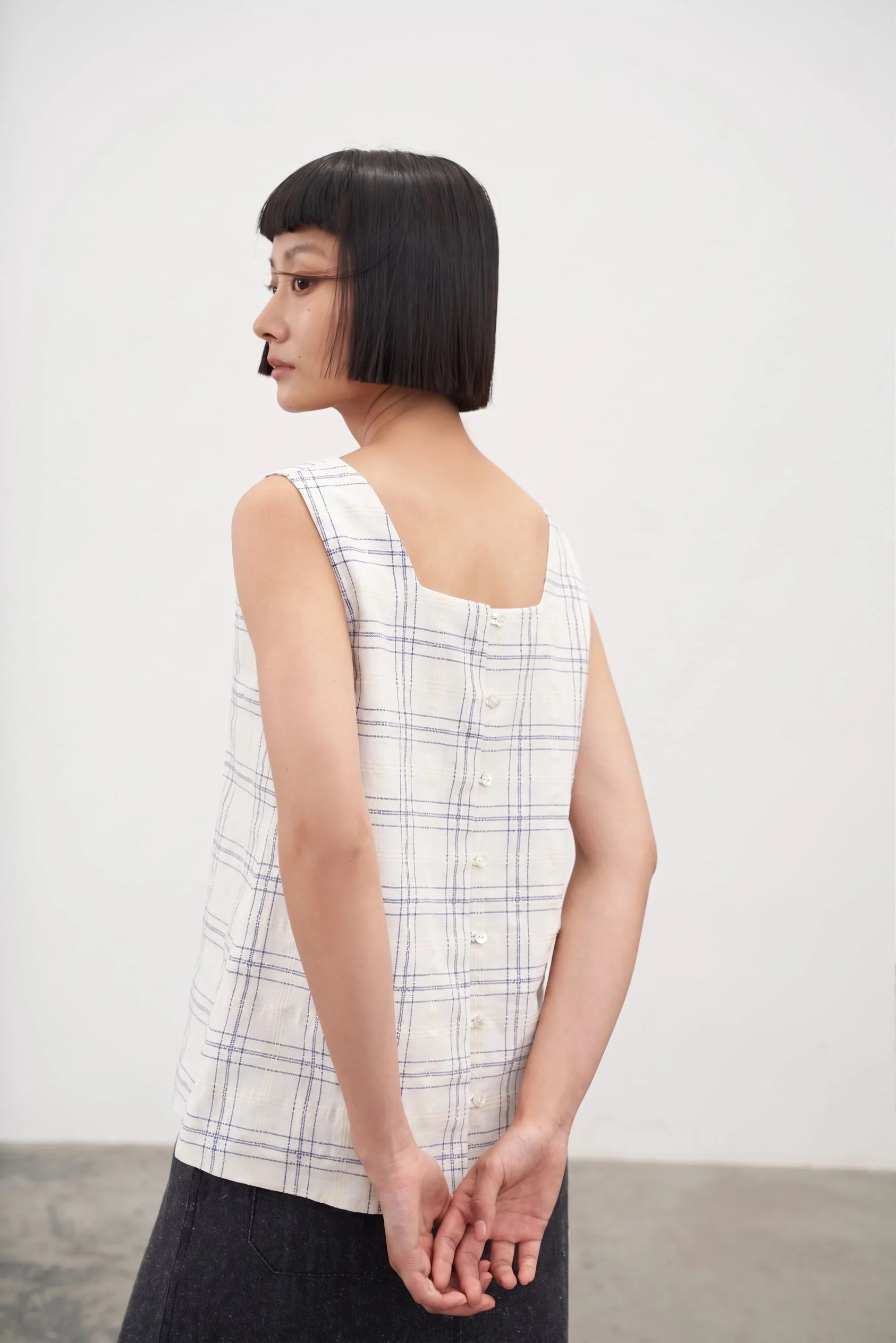 Windowpane Button Tank - Image 3