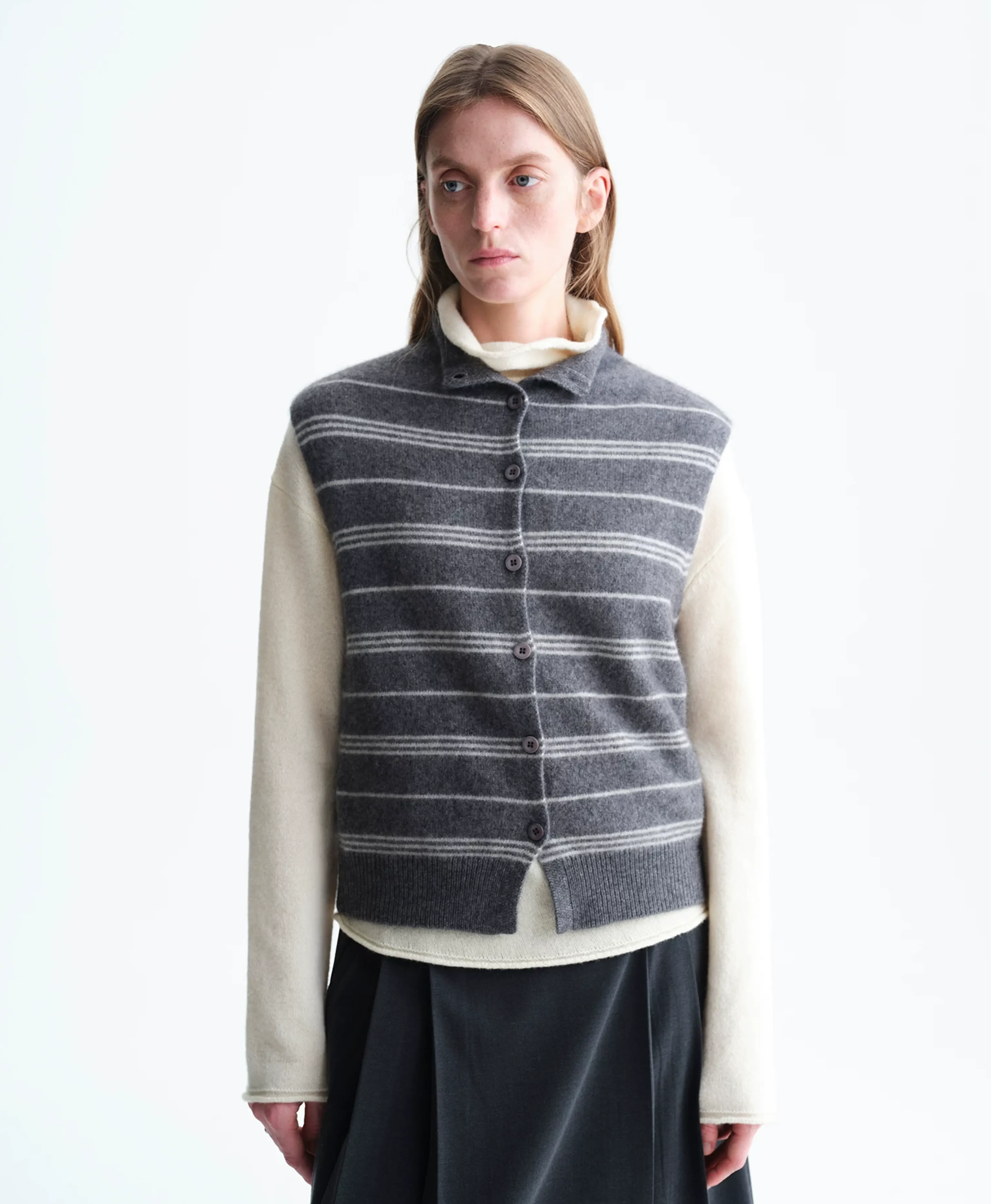 Wool-Cashmere Stand Collar Knit Vest - Image 4