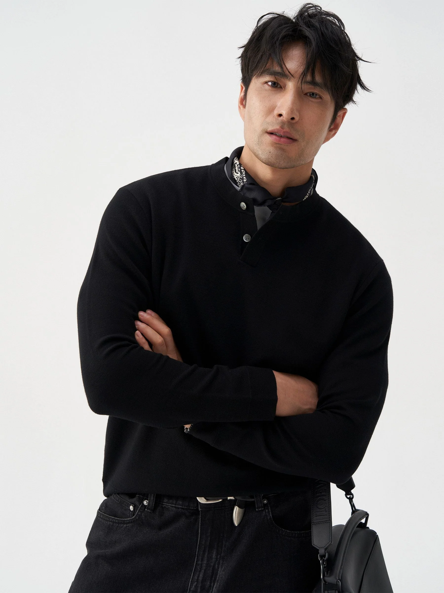 Wool Henley Pullover