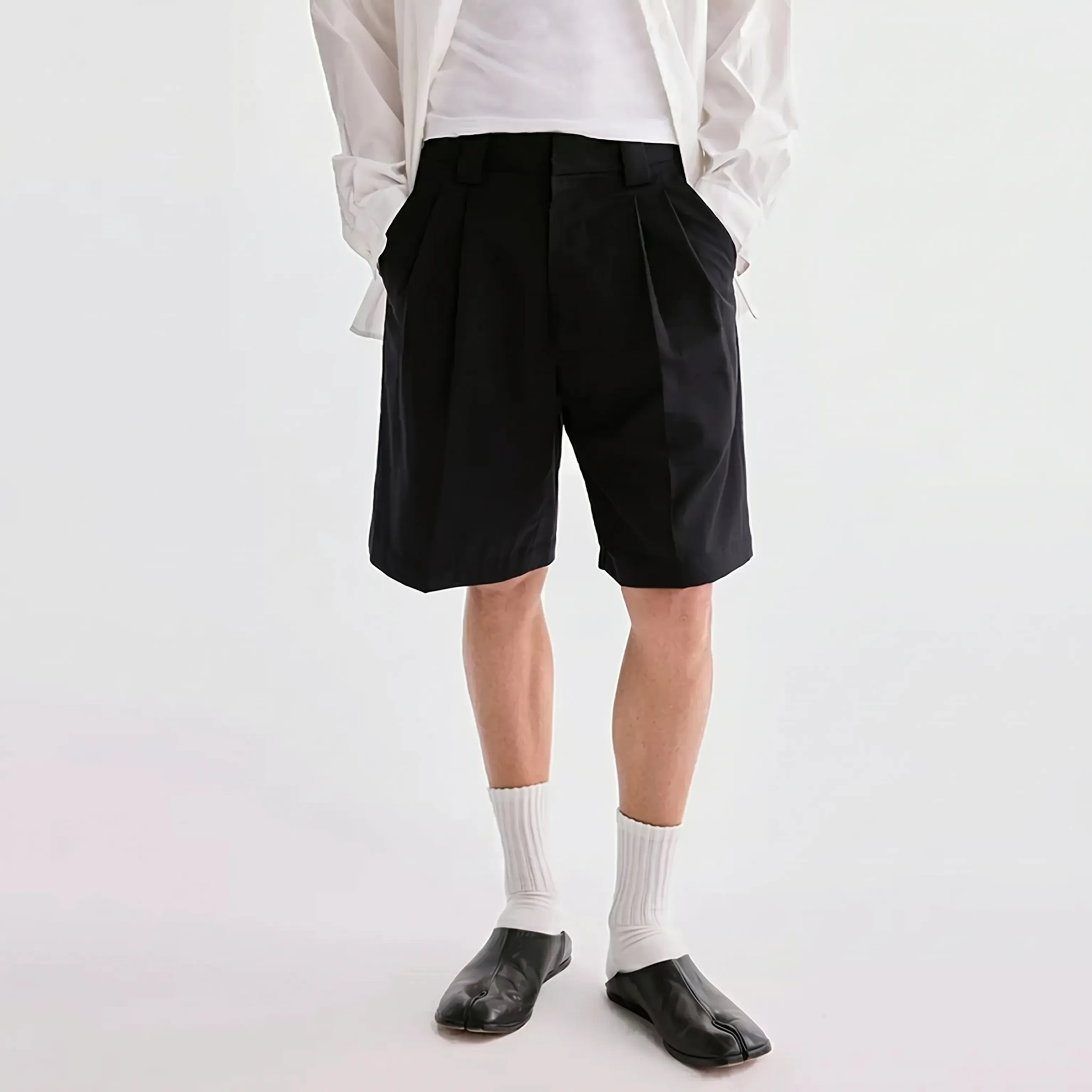 Wool-Textured Pleated Shorts - Image 6