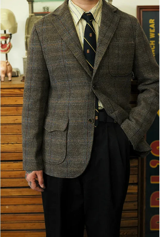 Wool Tweed Plaid Blazer - Image 4