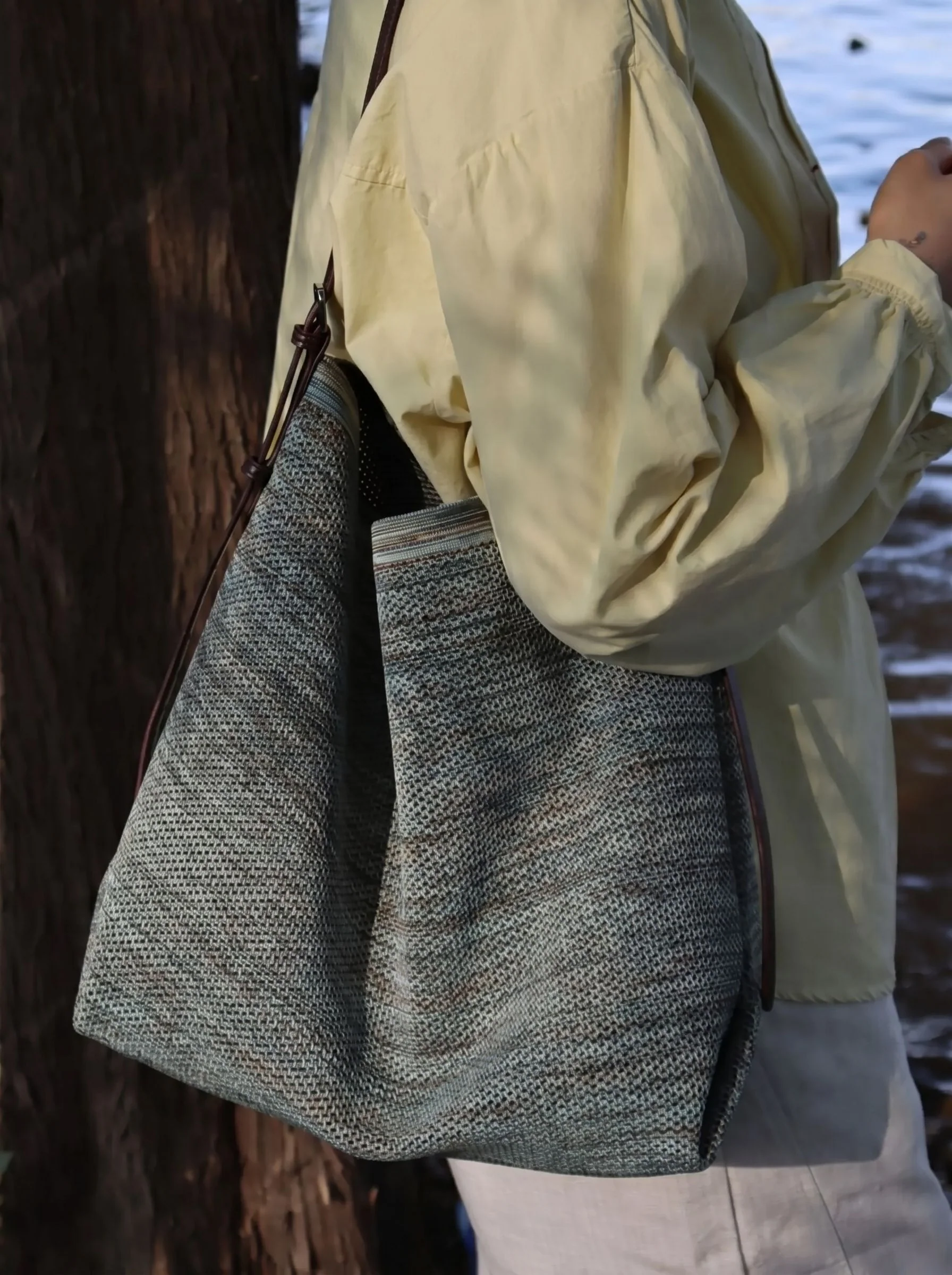 Woven Hobo Bag - Image 2