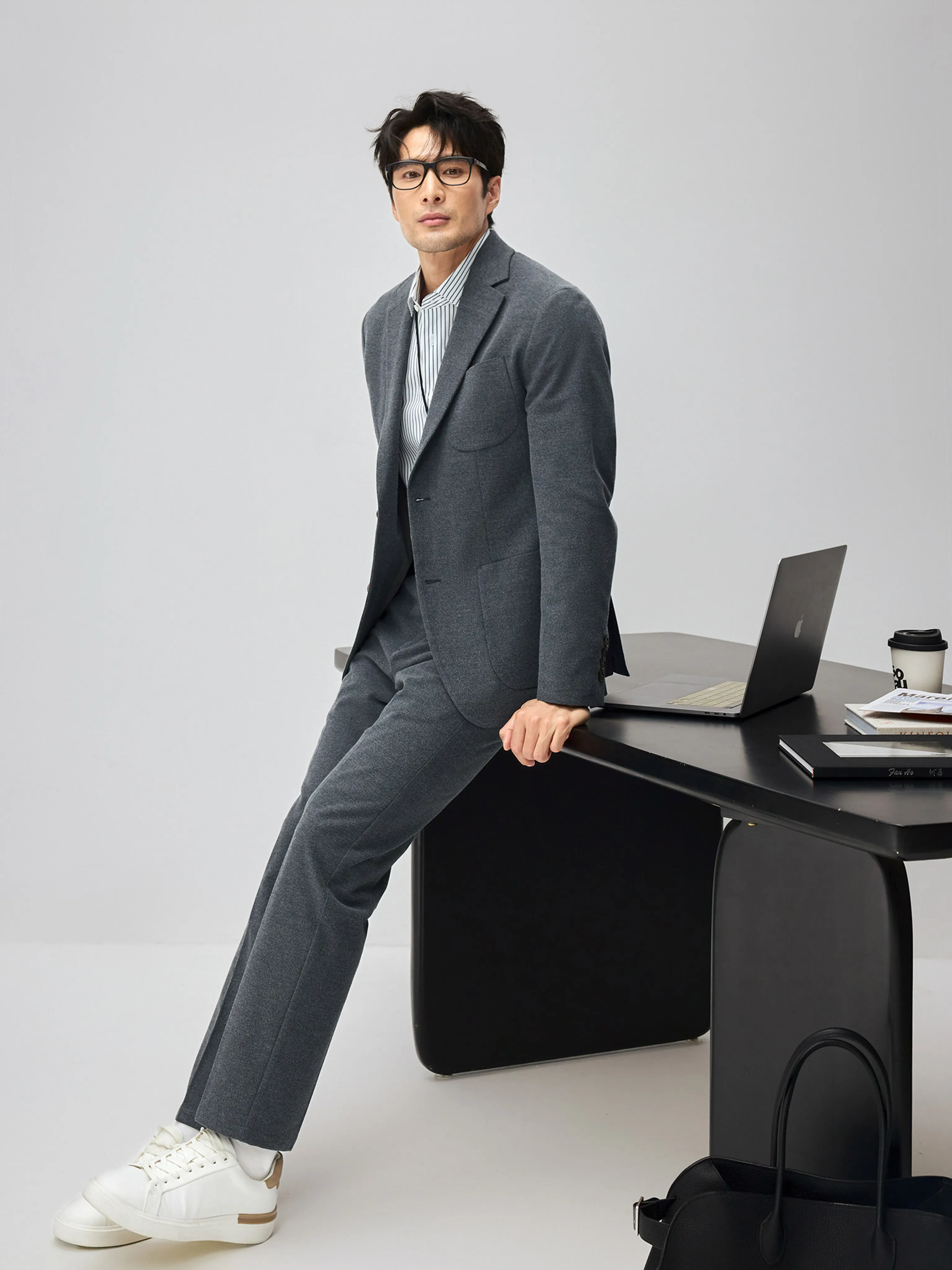 Wrinkle-Resistant Heathered Blazer - Image 5