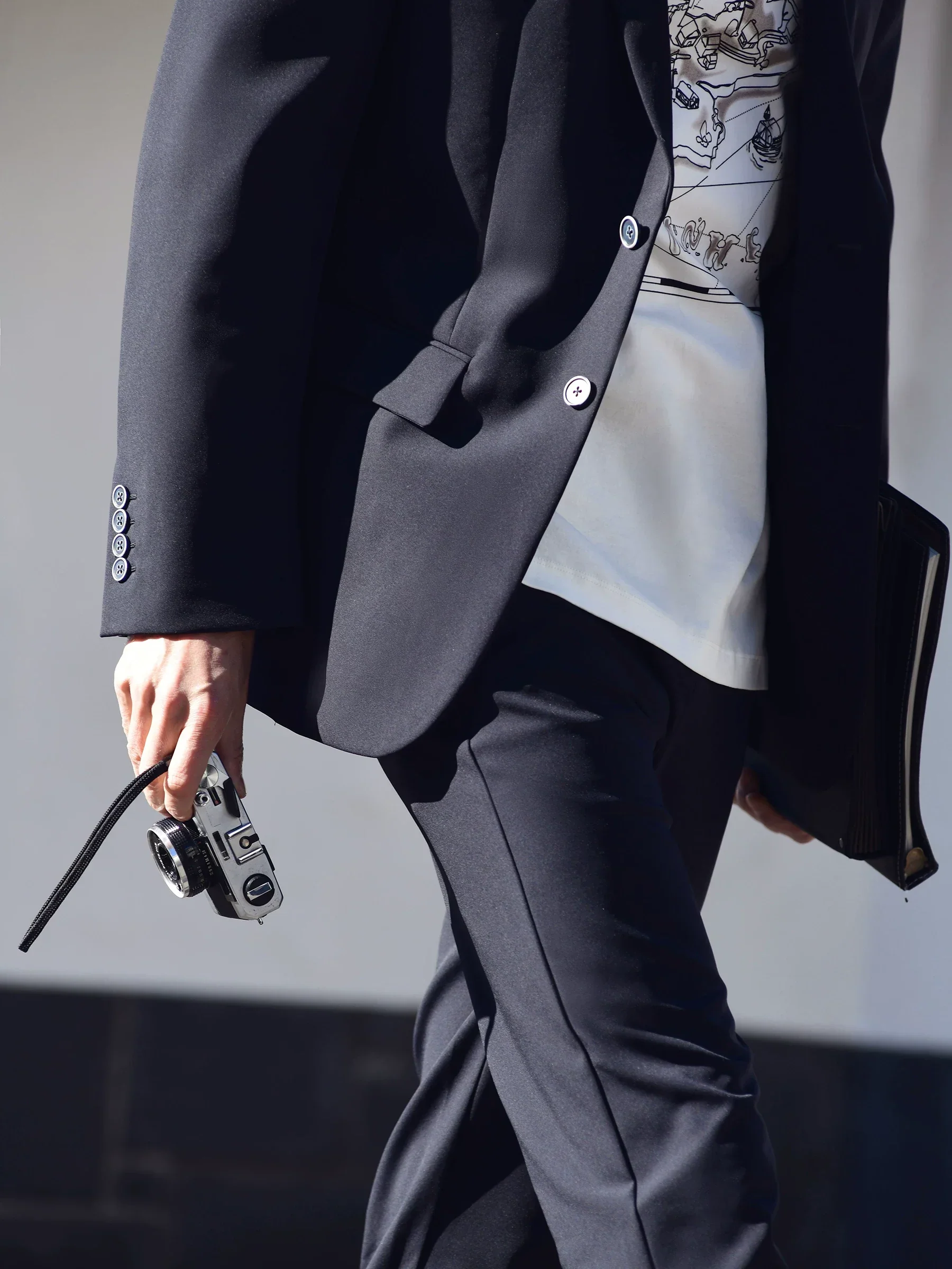 Wrinkle-Resistant Stretch Blazer - Image 4