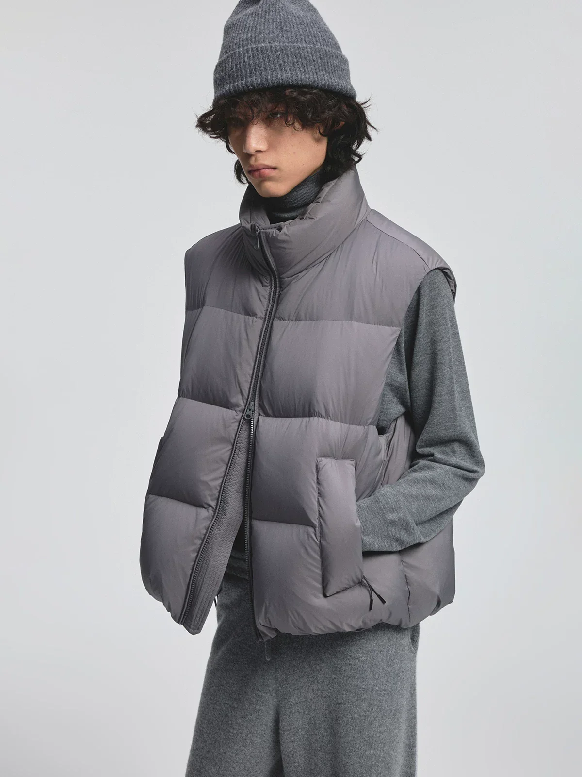 Wrinkled Lightweight Down Vest - Image 2