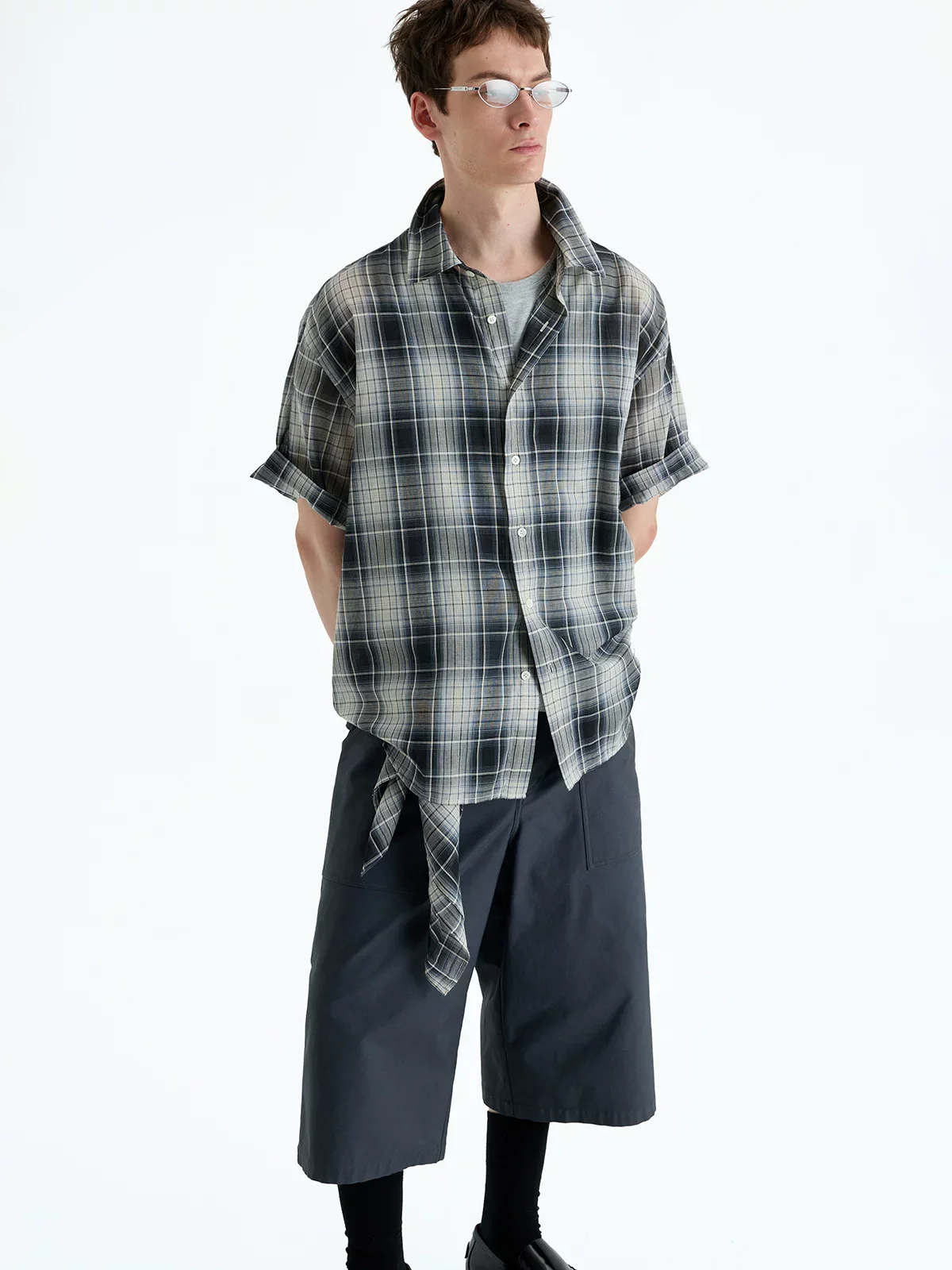 Yarn-Dyed Plaid Cotton Short Sleeve Shirt - Image 5